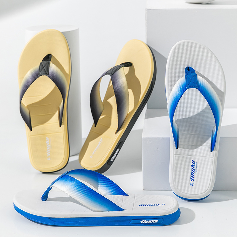 2024 Nuevo estilo coreano Chanclas de verano resistente al desgaste antideslizante zapatos de playa de los hombres Moda Red Chanclas de los hombres