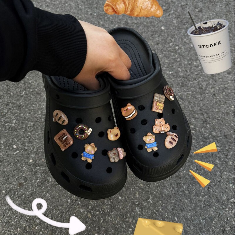 Crocs Accessories Shoe Flower Shoe Buckle Zhibixing Bear Bread Xiaohongshu Same Style Cute Cartoon Garden Shoe Buckle