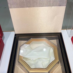 20 Square Corner Phnom Penh Health Care Gift Box