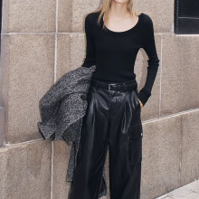 25早春新品长袖内搭针织套头上衣时尚大圆领修身打底针织衫上衣女