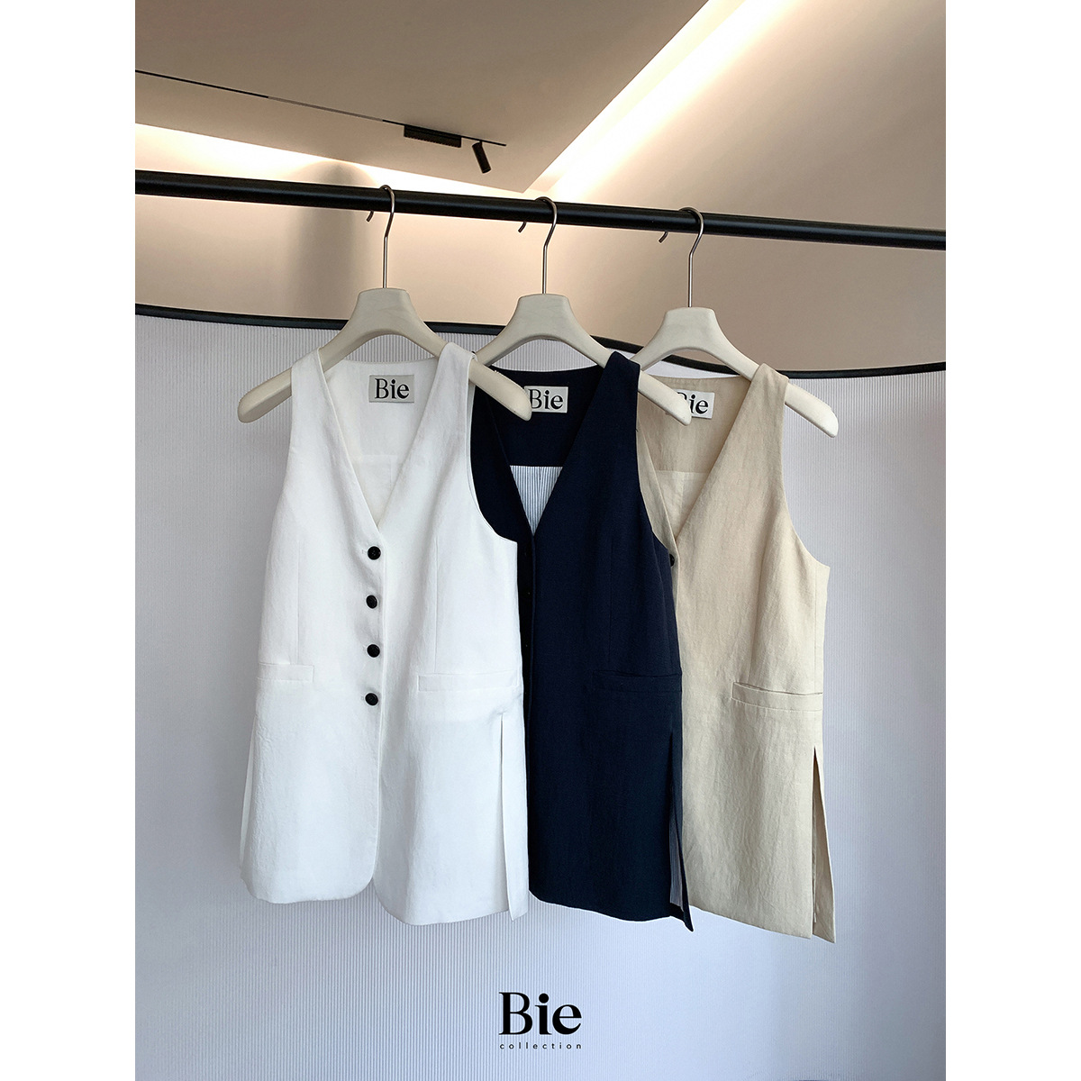 Minimalist Old Money Style V-Neck Suit Vest Cardigan for Women, Sleeveless Split Mid-Length Vest