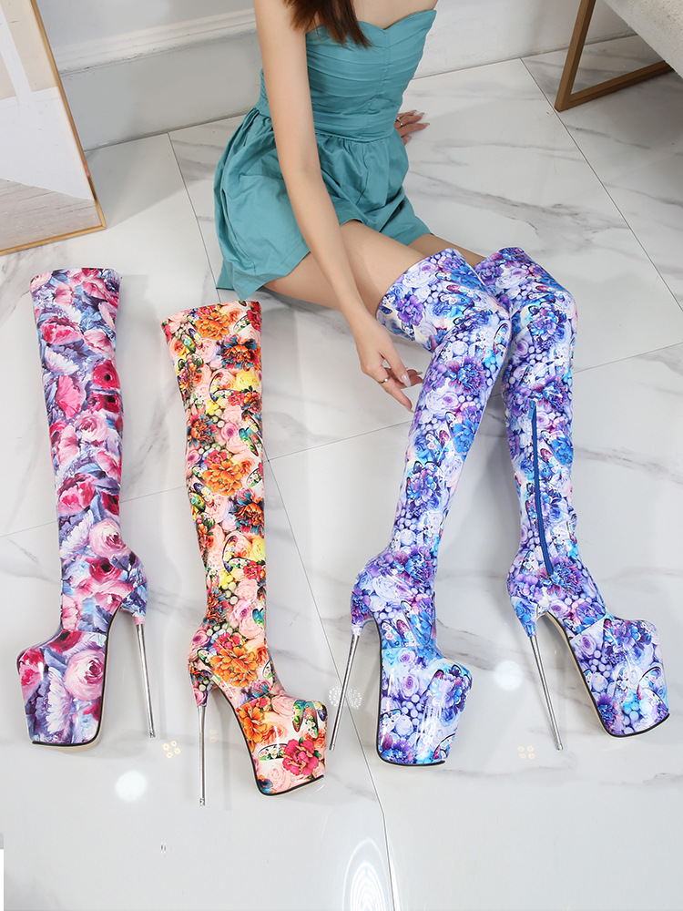 Boot nữ cổ cao ôm bắp chân gót 19 cm, chất thun co giãn, họa tiết hoa kim loại — Màu xanh lam nhạt chi tiết 1