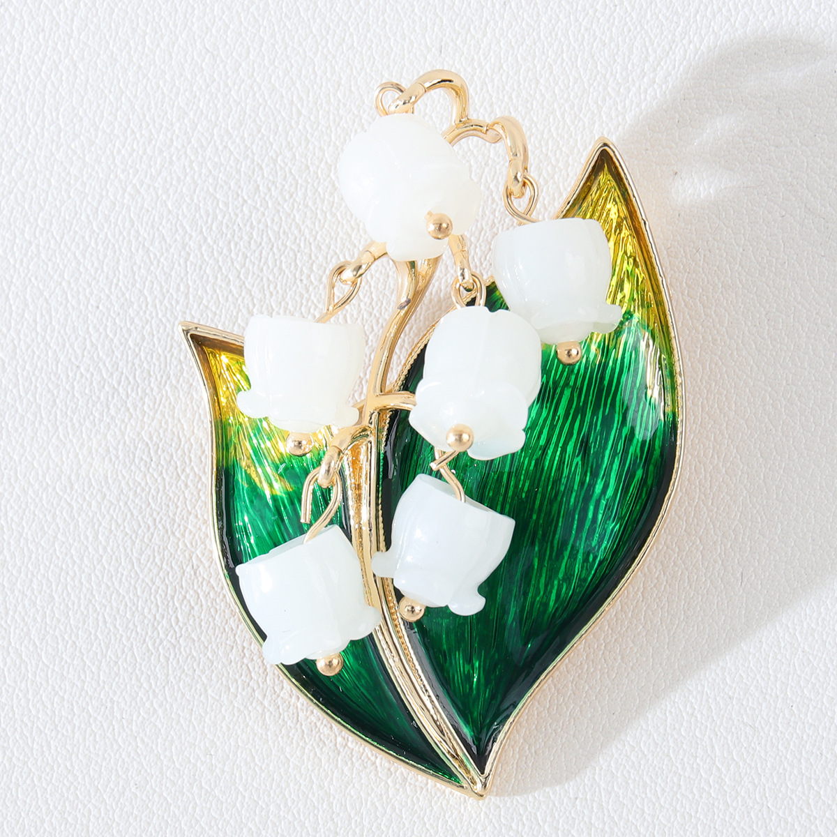 New Fashionable Enamel Lily of the Valley Brooch with Unique Design, Alloy Oil-Drip Flower Brooch, High-End Clothing Accessory Pin
