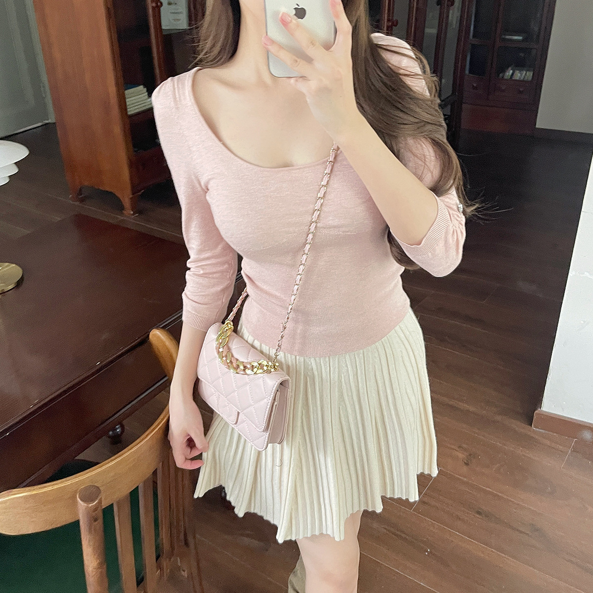 Popular Recommendation 90 Count Thin Basic Base Series Autum Thin Elegant Long-Sleeved Round Neck Top