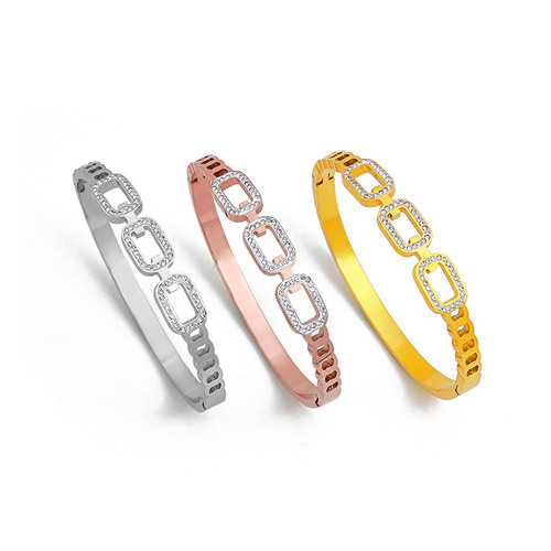 European and American fashion internet celebrity temperament oval with diamond hollow titanium steel bracelet buckle electroplating cross-border e-commerce jewelry wholesale