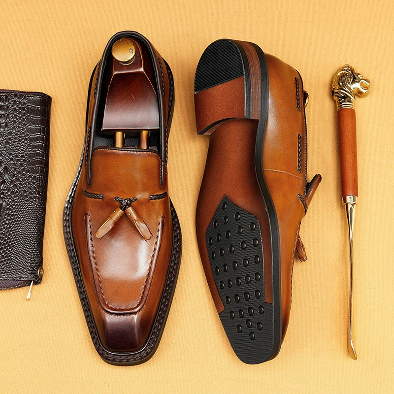 [Эксклюзив для VIP-клиентов] Новые деловые классические лоферы для мужчин 2025 года, из натуральной кожи, в британском стиле, с квадратным носком и кисточками