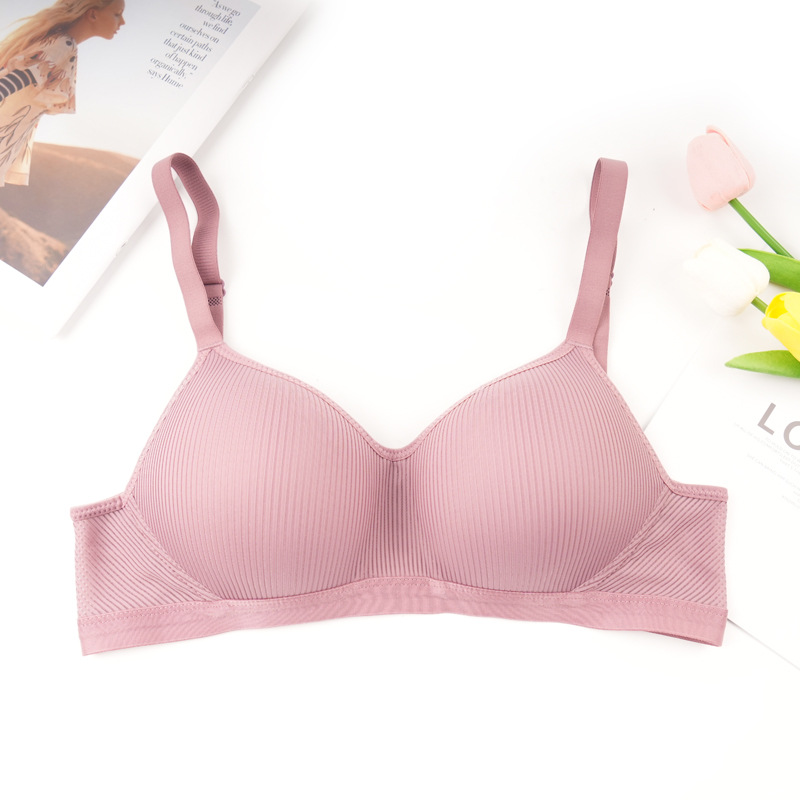 Fábrica de Shantou en stock sin anillo de acero para mujeres sujetadores ligeros delgados transpirables cómodos sin marcas de ropa interior sujetadores