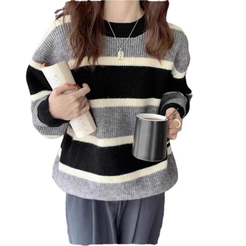 Korean loose contrasting striped pullover for women, 2023 autumn and winter new collection, lazy style, worn outside,_voghion.com