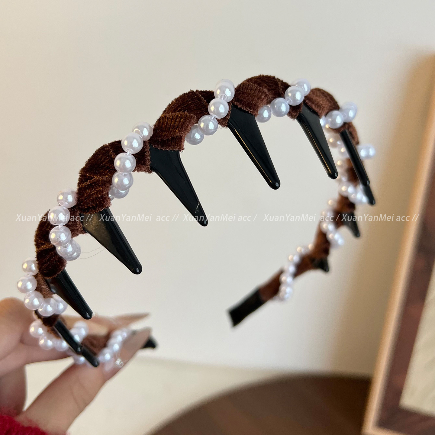 Brown velvet beads