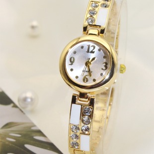 ���Q�¿�r��Ůʿ�ֱ����s���|�荵�������ֱ�Ů���ֵ���l�F؛