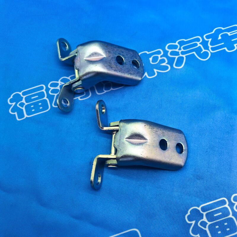 Suitable for Nissan Patrol Y61/Patrol/A33/N16 Door Hinges Front and Rear Door Hinges