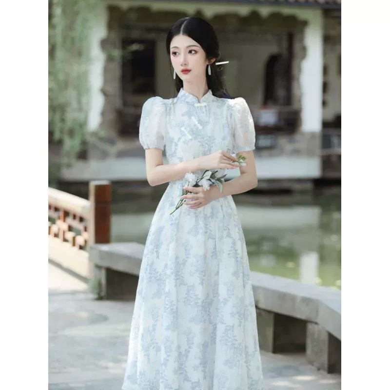 Новая женская одежда в китайском стиле, улучшенное повседневное платье Cheongsam с синим цветочным принтом средней длины на талии и короткими рукавами