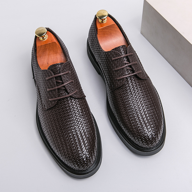 Zapatos de cuero para hombres de negocios casuales de moda británico novio coreano zapatos de boda de cuero para hombres zapatos de cuero de altura baja
