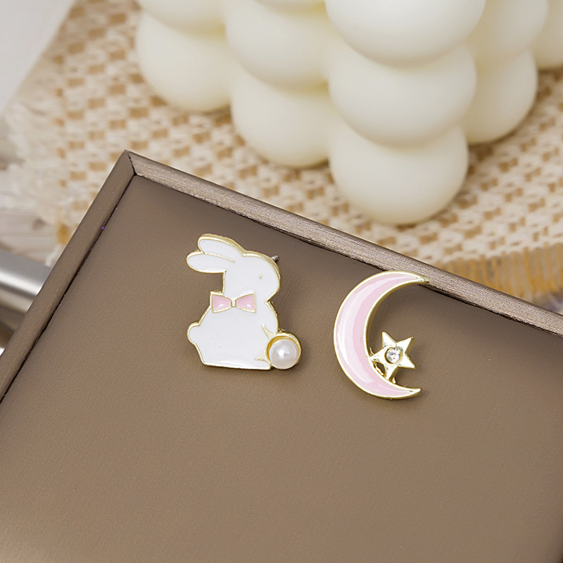 Cartoon Character Pattern 1 Pair Cute Cartoon Character Plating Alloy Artificial Pearls Earrings