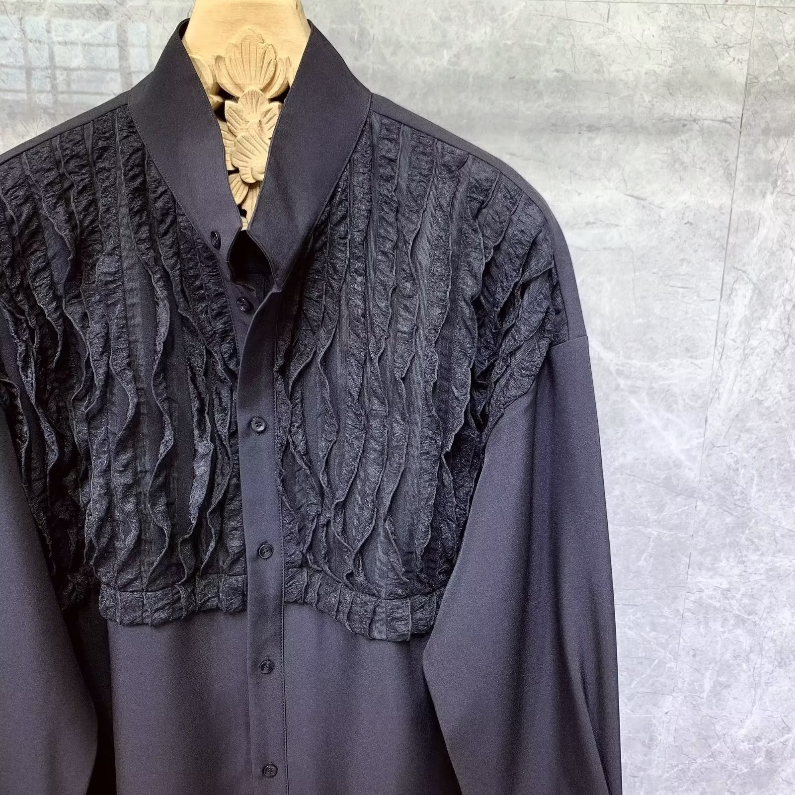 Otoño de alta gama frita calle guapa camisa masculina versión coreana de la moda ins estilo perezoso camisa casual de manga larga