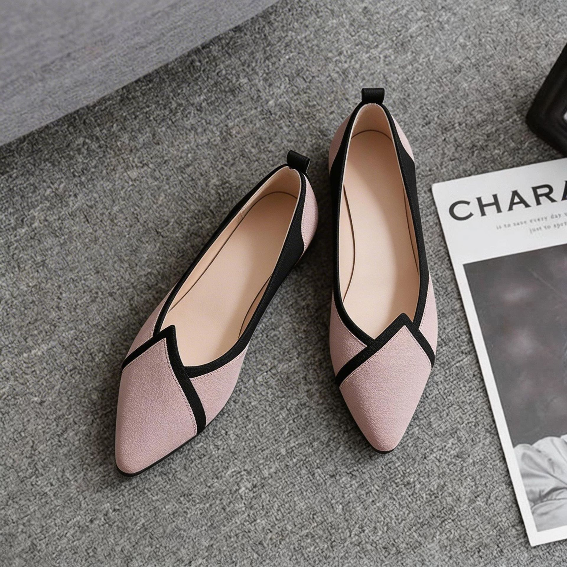 Zapatos de primavera y otoño 2026 nuevos zapatos de tacón bajo de cuatro estaciones zapatos de mujer zapatos de cama zapatos negros planos puntiagudos zapatos suaves