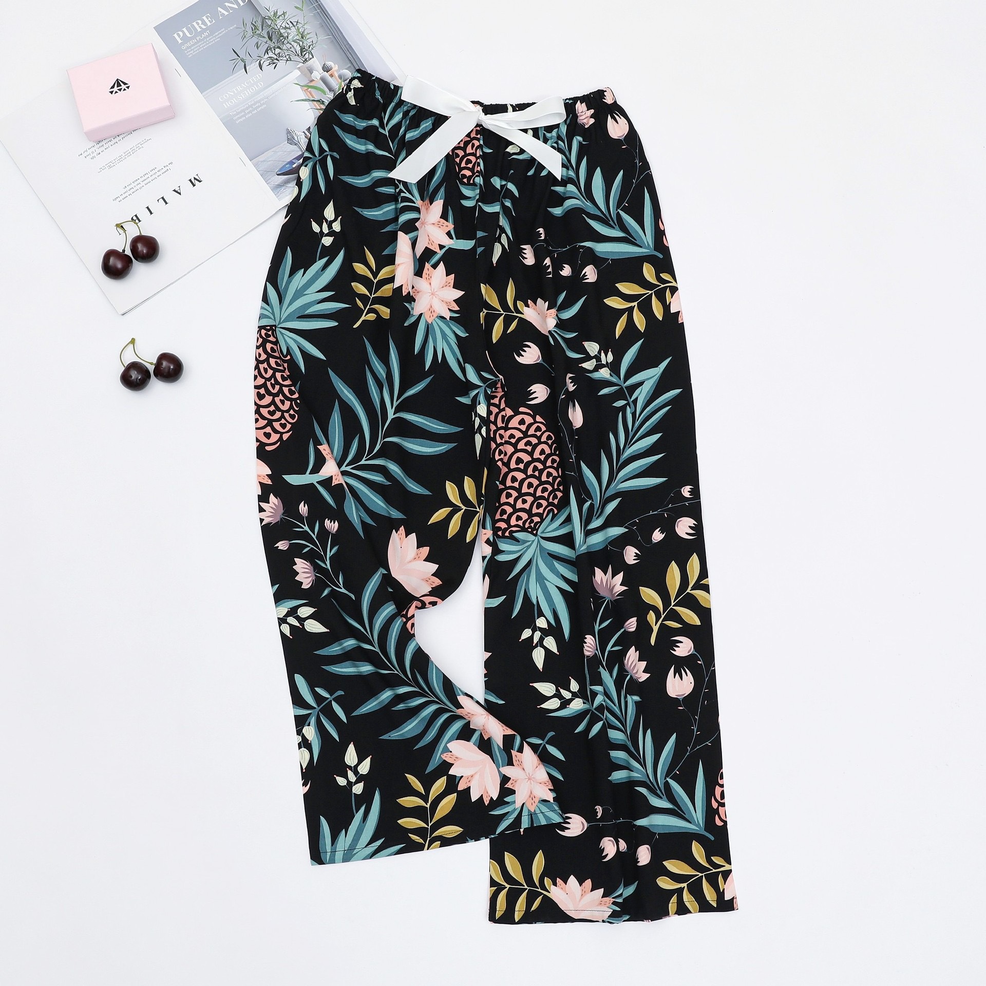 Black back pineapple