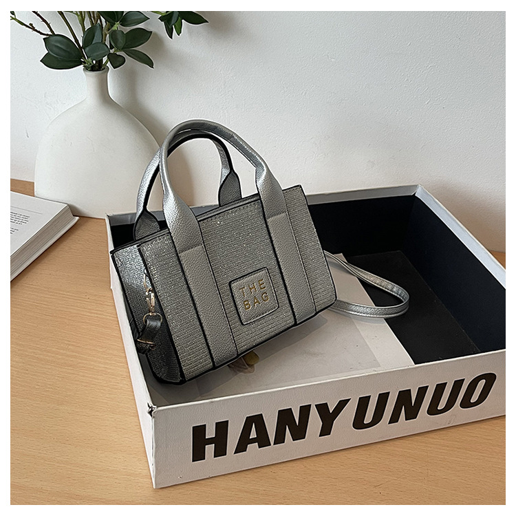 252g Weight Sewing Thread Fashion Element Zipper Closure Type Single Shoulder Strap, Double Handle Strap Type Shoulder Bag Bags Type Casual, Daily Occasion Pu Leather Material Color Block Pattern All Seasons Season Women's Gender Streetwear Style Square Shape Women's Pu Leather Color Block Streetwear Sewing Thread Square Zipper Shoulder Bag 9