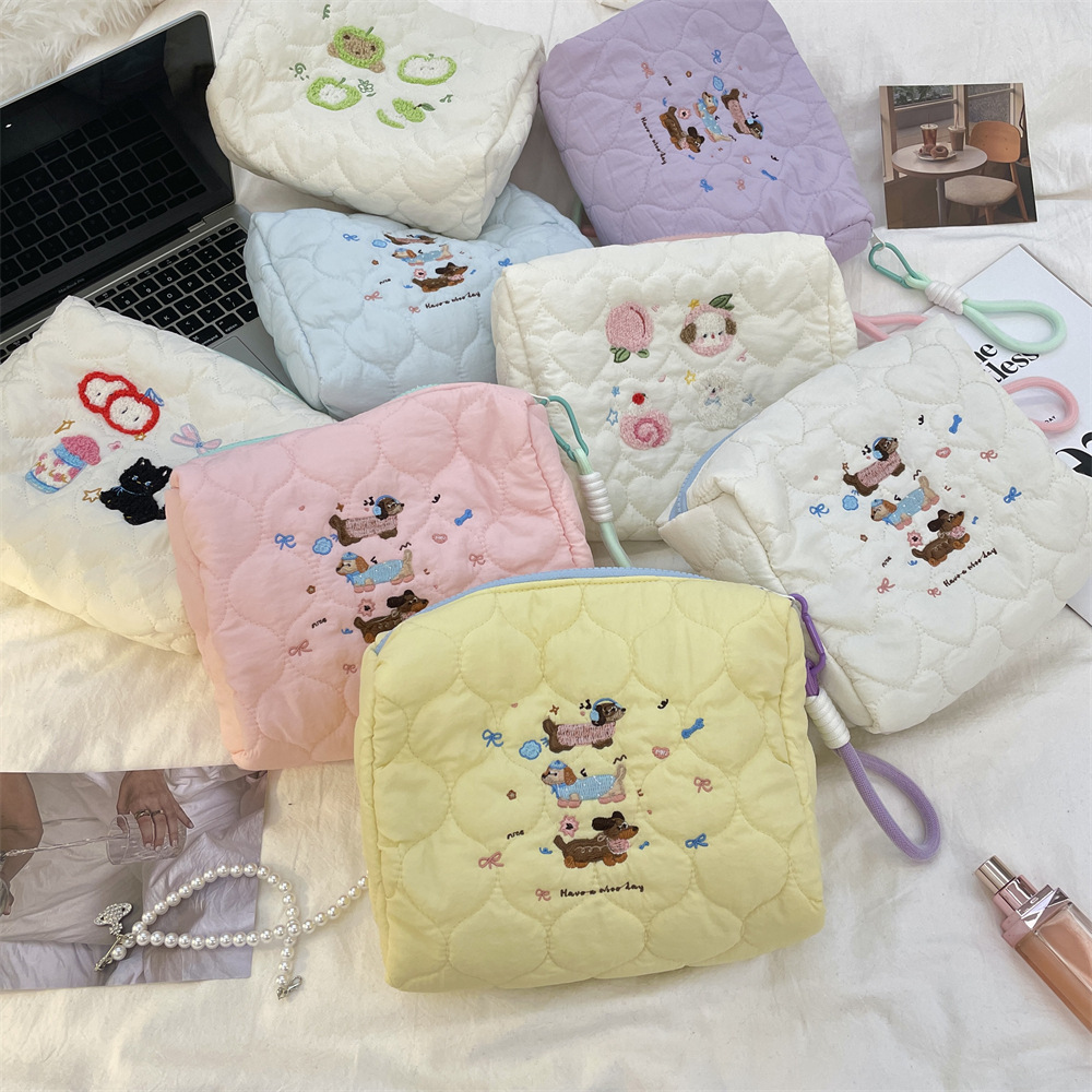 High quality quilted cosmetic bag
