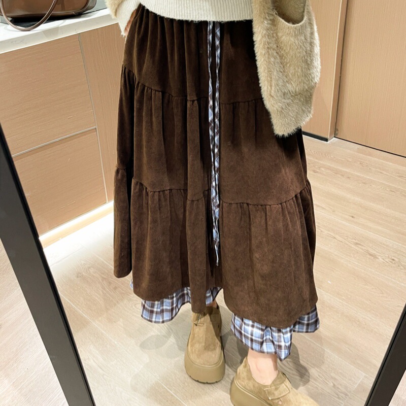 Brown Vintage-Style Corduroy Patchwork Plaid Skirt for Women, Spring and Autumn Design with Ruffles and Drawstring, Large Flared Skirt
