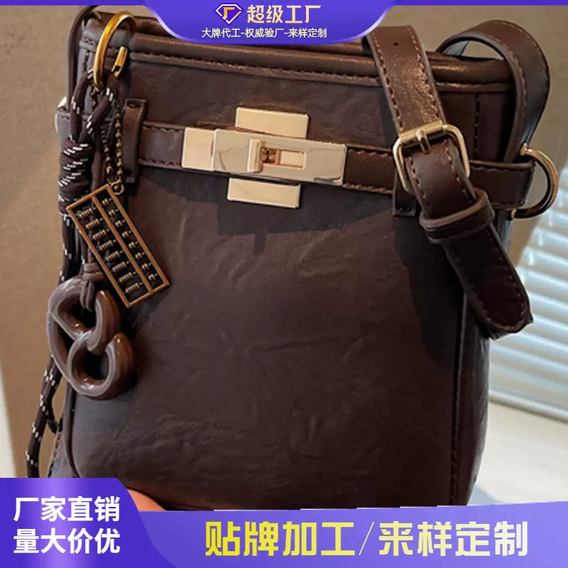外单潮流休闲手机包女2025秋季新款高级感大容量单肩包百搭斜挎包