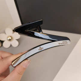 金属字母大号抓夹气质简约后脑勺盘发发卡新款发夹百搭好看的发抓