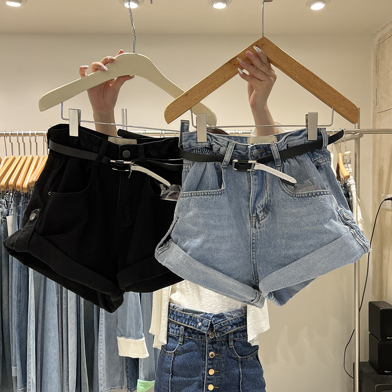 Women's Denim Shorts 2025 Korean Style New Summer High-Waisted Loose Slimming Wide-Leg Rolled Hem Hot Pants Student Ultra-Short Shorts Women's Denim Shorts 2025 Korean Style New Summer High-Waisted Loose Slimming Wide-Leg Rolled Hem Hot Pants Student Ultra-Short Shorts