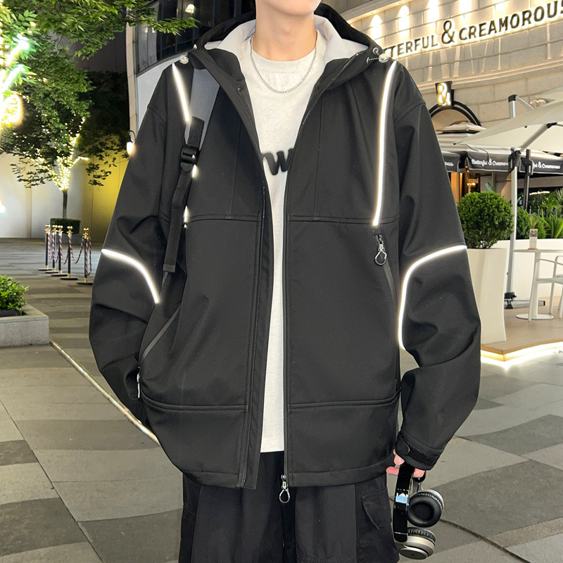 Jackets for Men and Women, Thin Waterproof and Windproof Mountaineering Soft Shell Spring, Autumn and Winter Jackets, Same Style Hard Shell Sports Outdoor