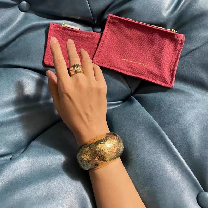 Anel vintage francês em latão dourado para mulher_voghion.com