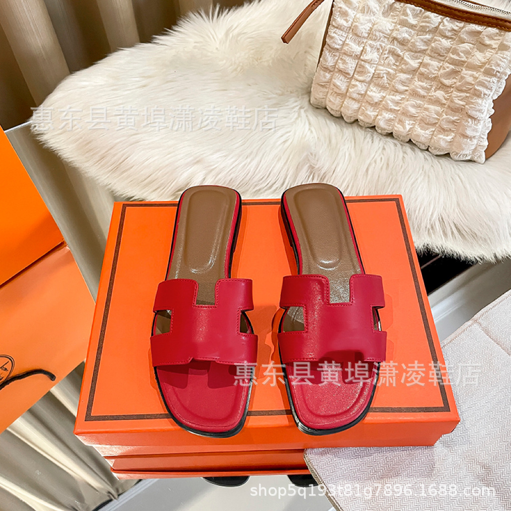 Hermes Oran Leather Red