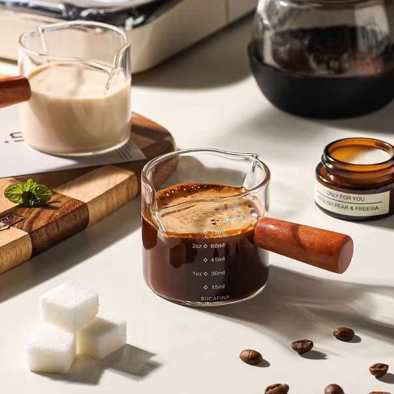 Coffee glass concentrated extract scaled