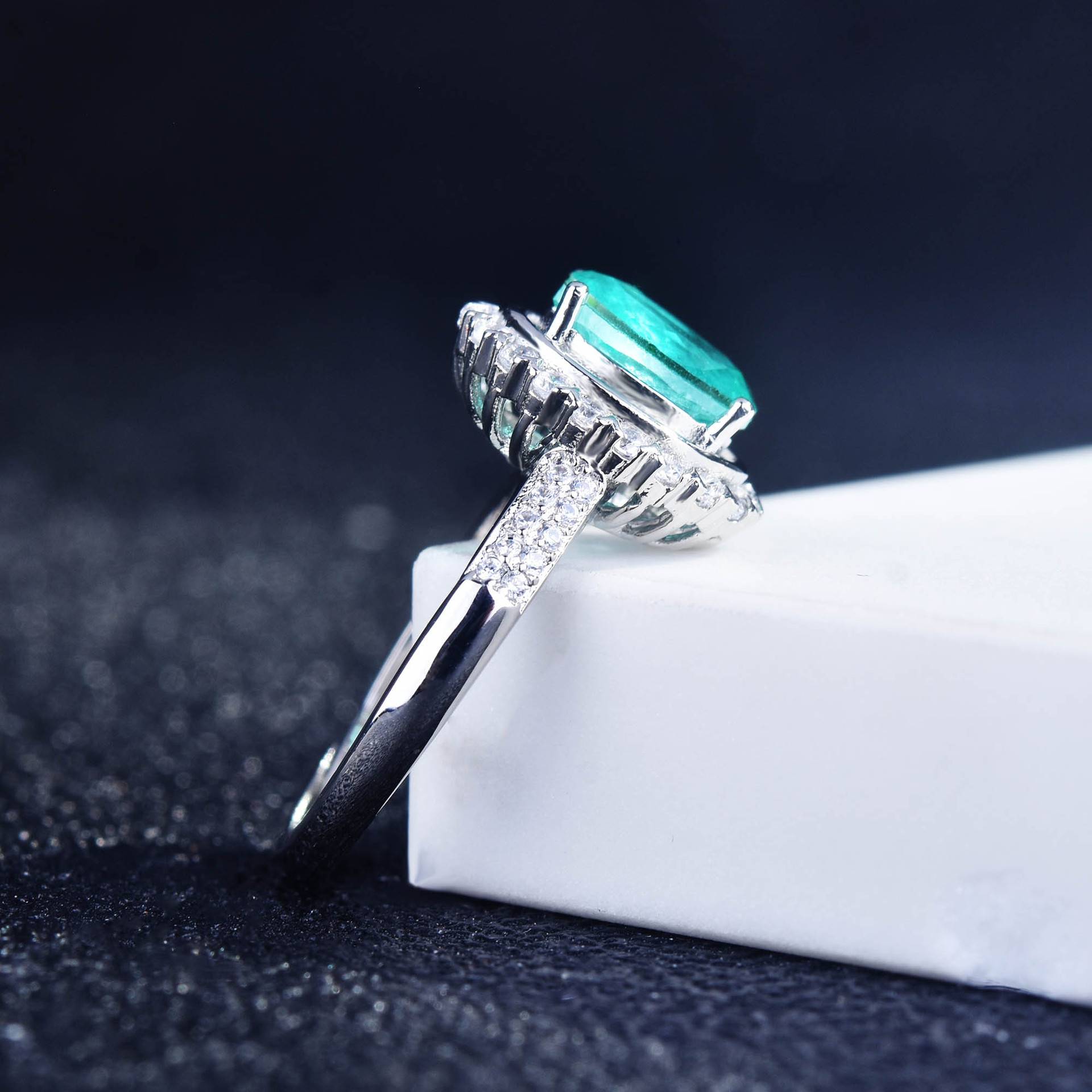 Flower Copper Diamond display picture 8