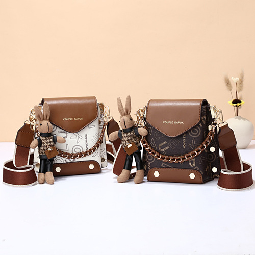 Summer popular mobile phone bag, new style, high-end, fashionable, versatile crossbody bag, stylish shoulder bag, small square bag