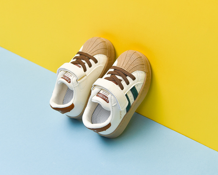 Porta per bambini 2024 primavera autunno nuova moda con punta a punta per bambini e bambine che corrono_voghion.com