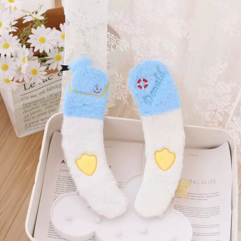 Cartoon toilet, universal keep warm pillow