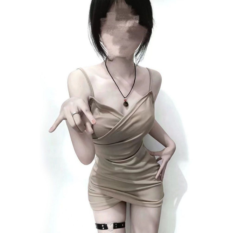 甘いホットガールサスペンダードレス女性の夏の新しい純粋な欲望スタイル小柄な痩身バックレスインナーパックヒップショートスカート|undefined