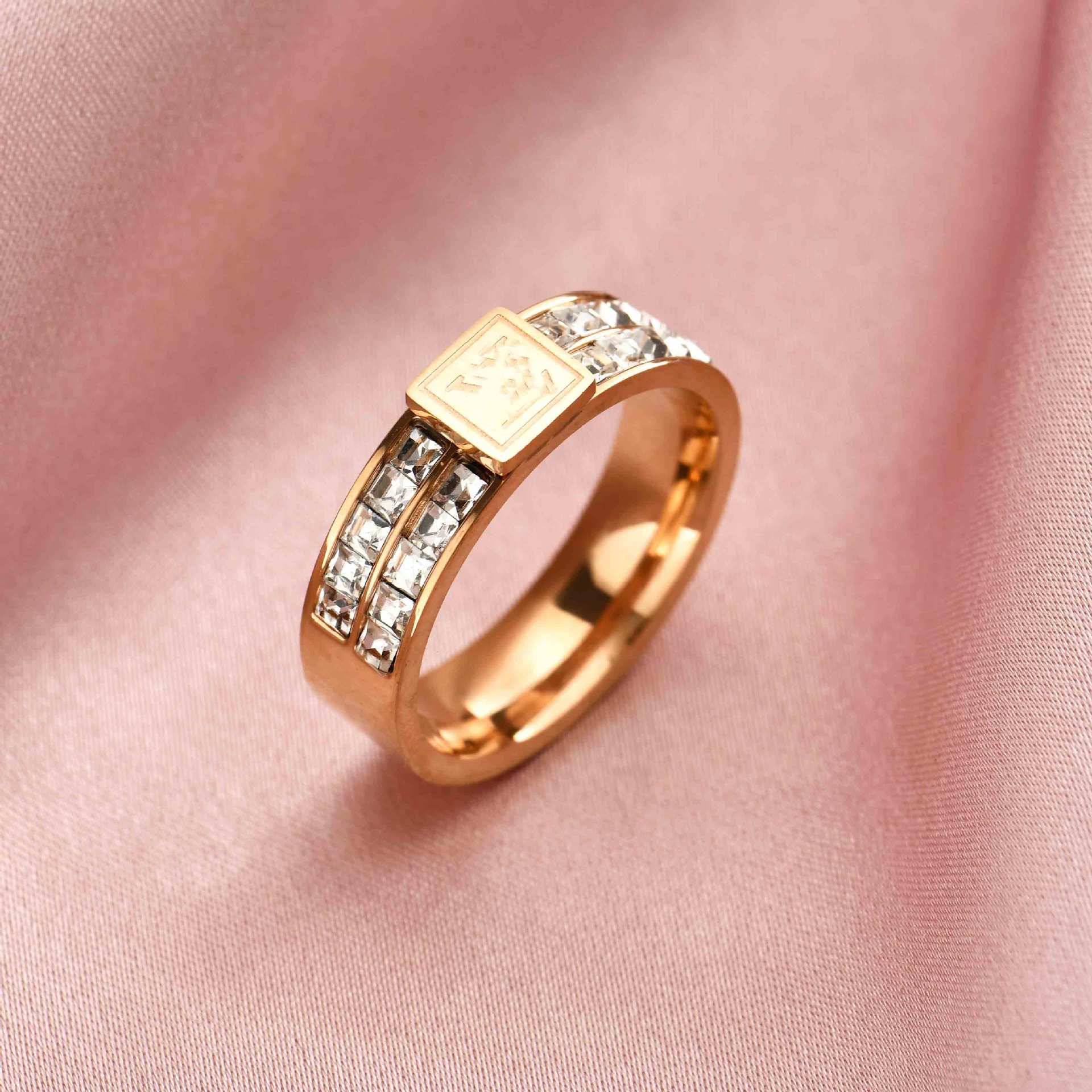 Simple Style Solid Color Titanium Steel Inlay Zircon Rings display picture 1