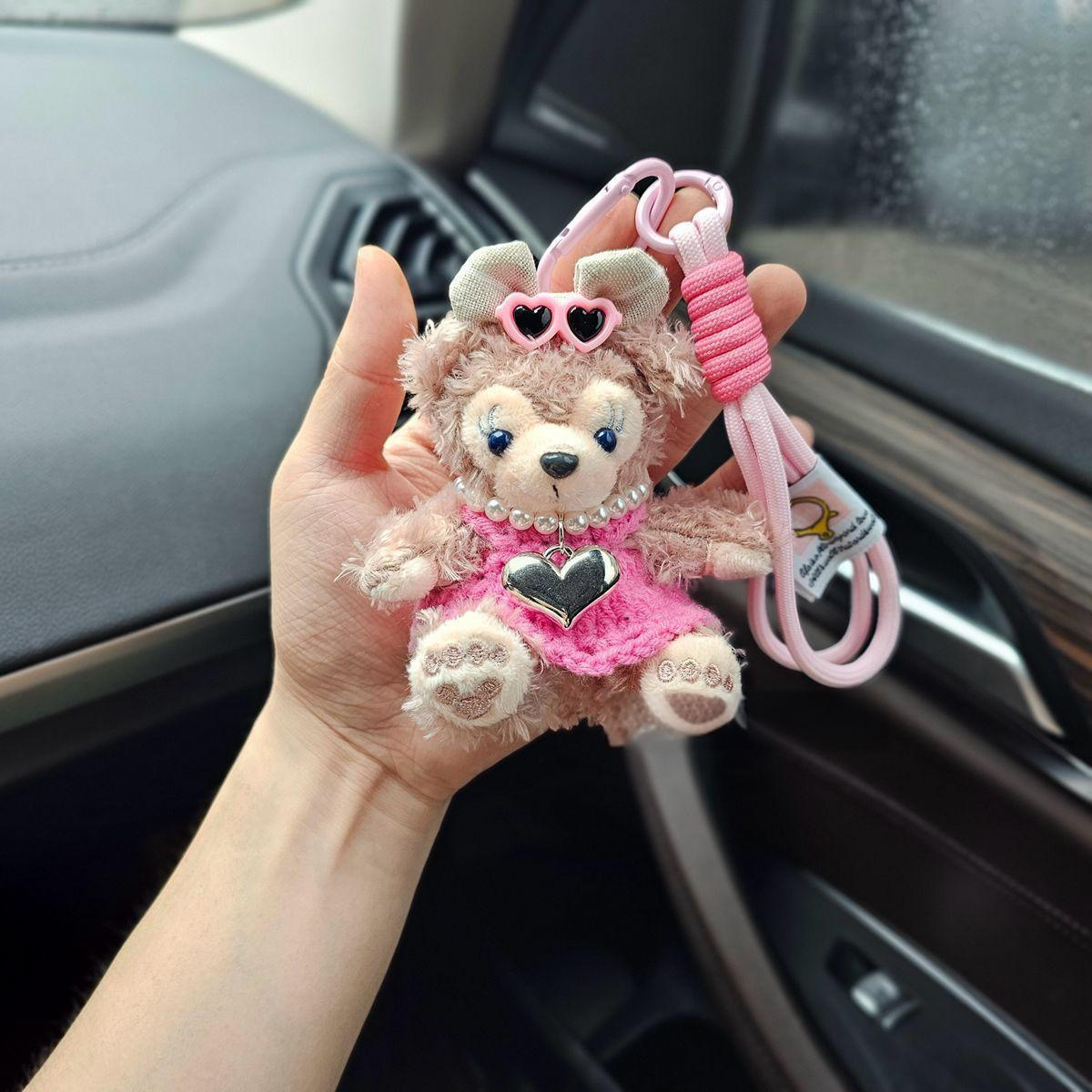 Shirley Mei Regalo para niña, bolso de mujer, adorno, muñeca de felpa, coche, Tamiflu, llavero, colgante lindo