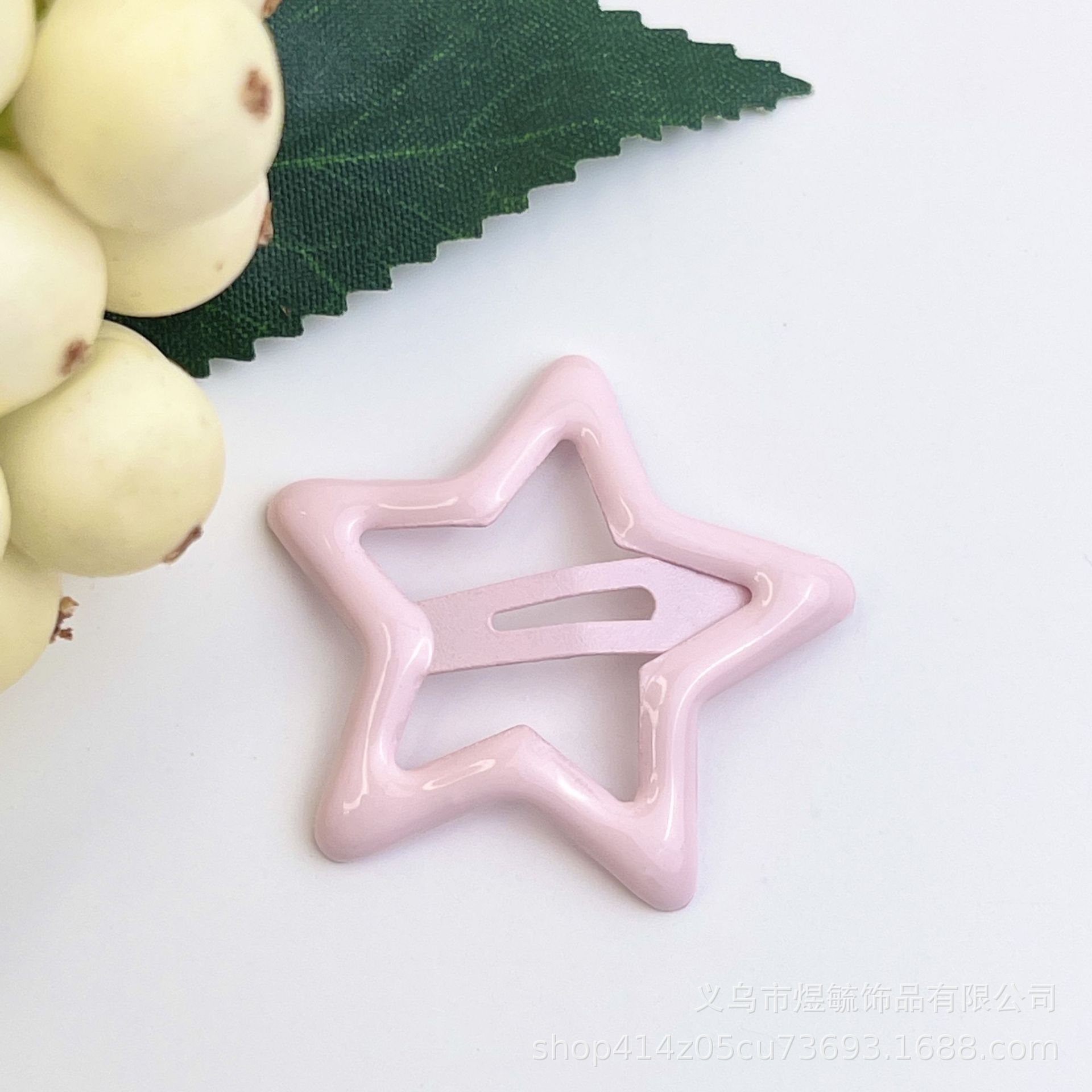 Colorful drip Star clip 3.2cm light pink