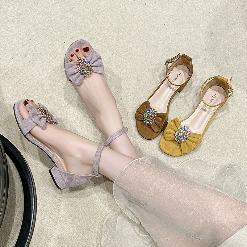 Fashionable universal summer sandals with bow