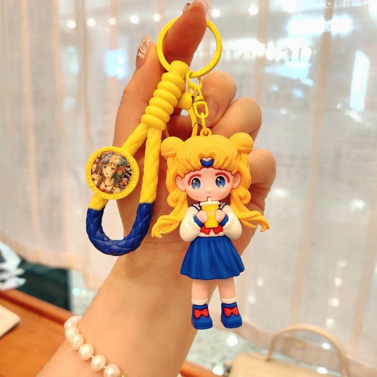 Dibujos animados pvc serie de anime llavero juego de marea muñeca llavero de coche bolsa colgante máquina de garra regalo al por mayor