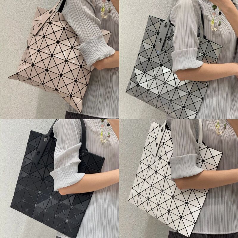 Japanese Classic Six-Compartment Tote Bag, Quilted Six-Compartment Handbag, Large-Capacity Commuter Bag, Mommy Bag