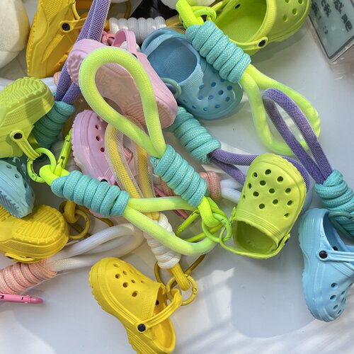 Handmade diy Crocs creative trinkets cartoon keychain accessories school bag pendant key chain gift GJ115
