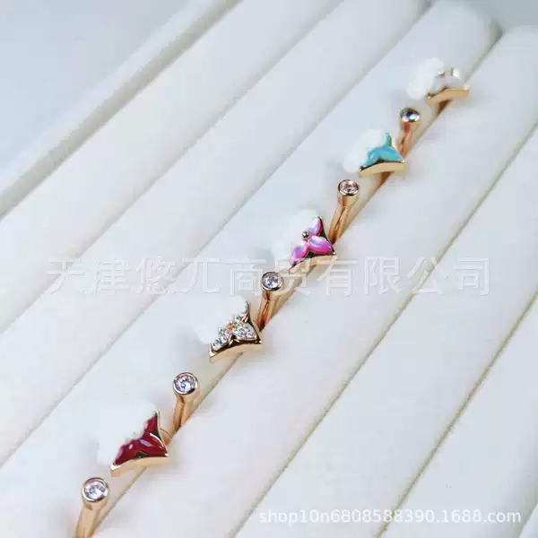 New High-End Lv-Style Ring with Pink and White Shell Flower Design, Round Ring for Women, Rose Gold, Internet Celebrity Style, Four-Leaf Clover Ring