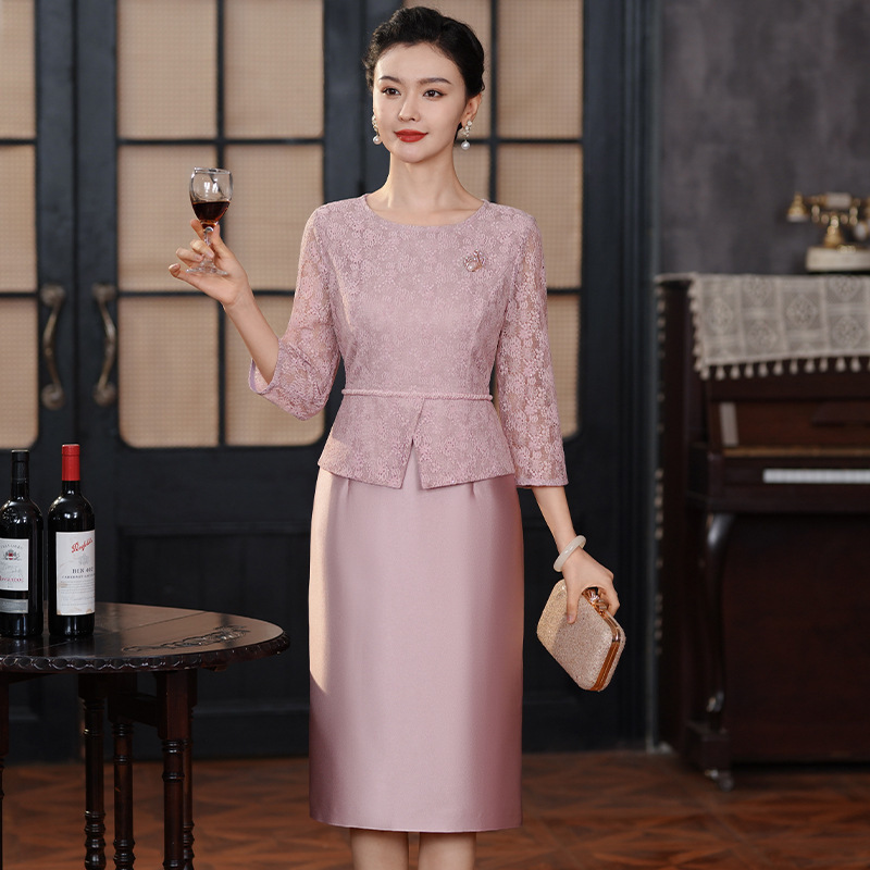 New Middle-Aged and Elderly Dresses, Noble Temperament, Happy Mother-In-Law's Wedding Banquet Dress, Small Plus Size Young Mother's Dress Wholesale