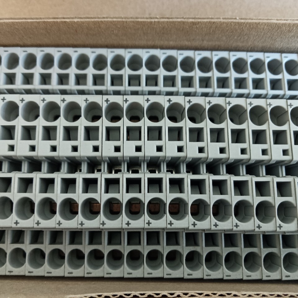 全新原装菲尼克斯接线端子STTB2.5-DIO/O-U 3031555