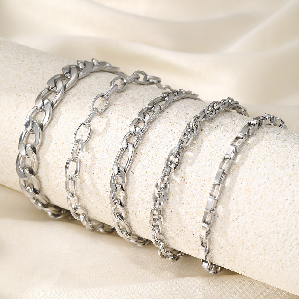 Minimalist & Stackable Layered Bracelets, Lightweight And Comfortable. Hypoallergenic, Kind To Sensitive Skin. A Subtle Way To Elevate Your Daily Look_voghion.com