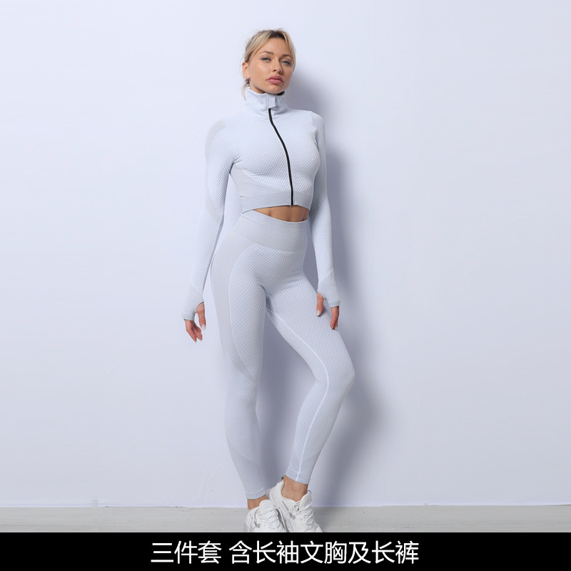 그레이 쓰리피스 슈트