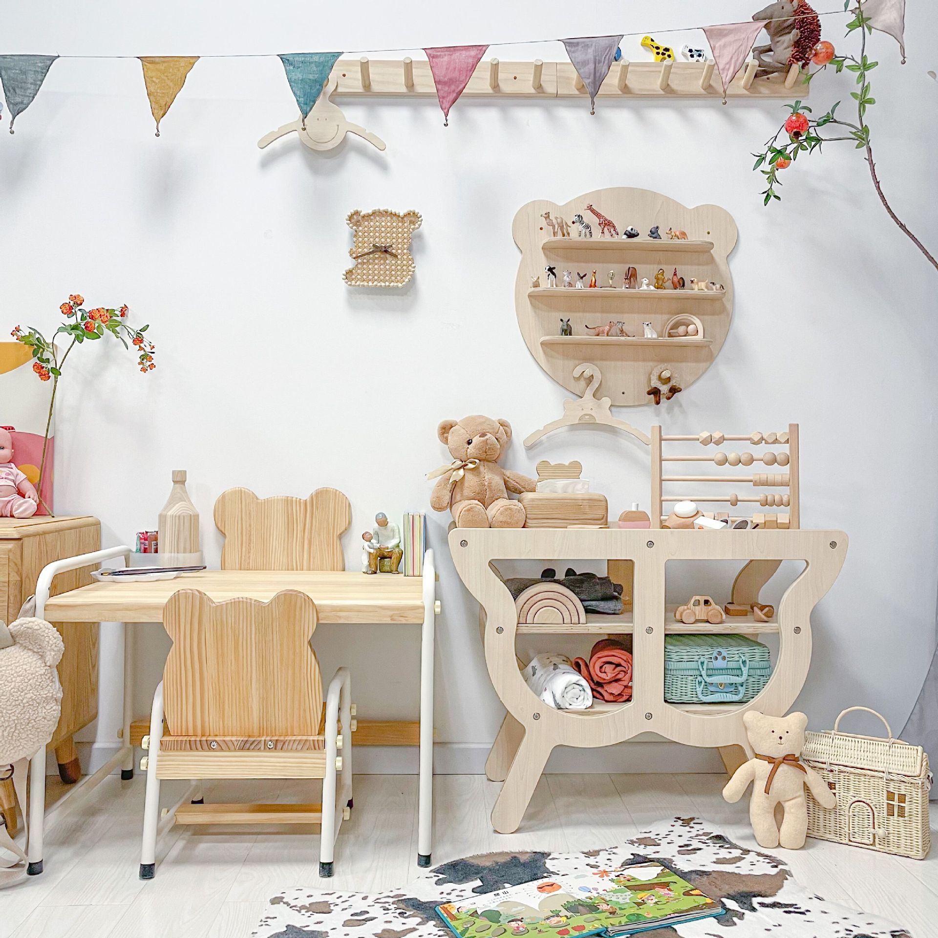 Kids' Shelf Rack