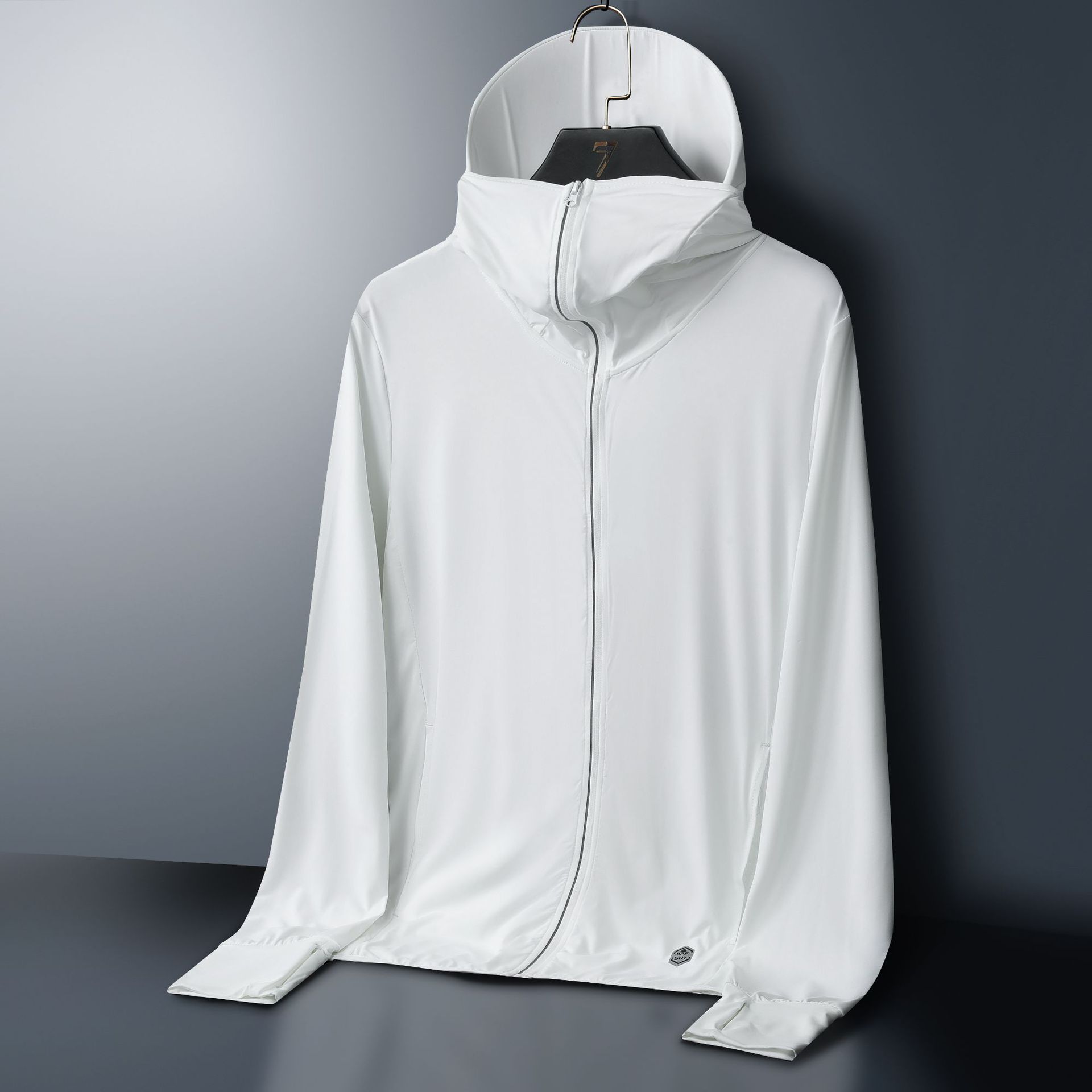 Pareja de seda de hielo fresco de alta potencia abrigo de hombres y mujeres de verano al aire libre transpirable de ala desmontable abrigo de piel al por mayor